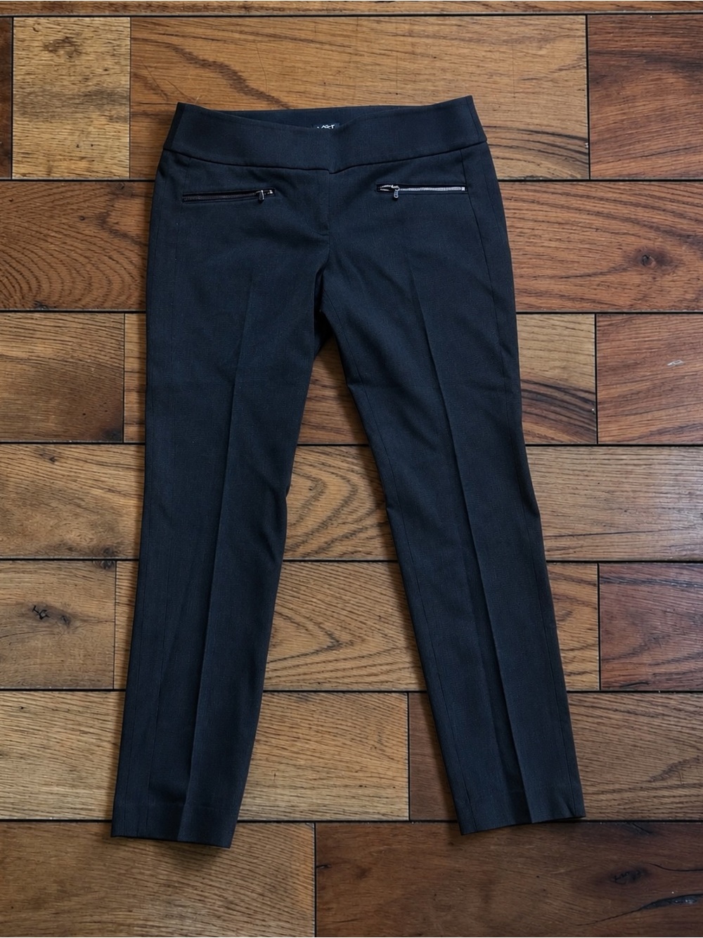 LOFT Women’s Size 8 Marisa Skinny Black Micro Dot Ankle Dress Pants